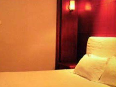Pacific Luck Hotel שנגחאי מראה חיצוני תמונה